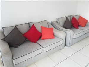 3 Bed Townhouse in Roodewal and surrounds