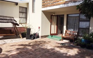 1 Bedroom House in Tableview