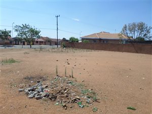 638 m² Land available in Mabopane