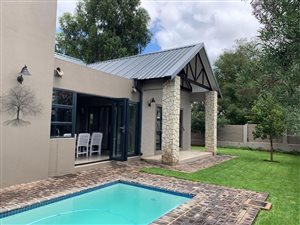 3 Bed House in Zwartkop Golf Estate
