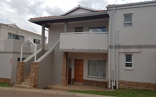 1 Bedroom Apartment in Fourways