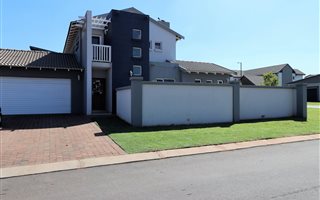 4 Bedroom House in Midstream Ridge Estate