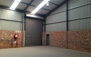 366 m² Industrial space in Hughes