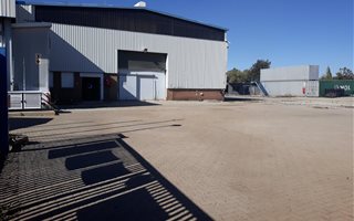 1550 m² Commercial space in Hughes