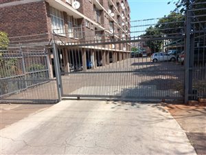 3 Bed Apartment in Wonderboom South