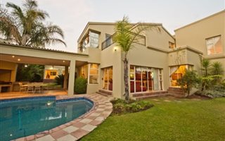 7 Bedroom House in Dainfern