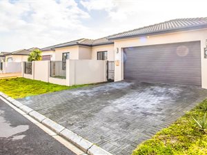 4 Bed House in Sonkring