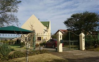 3 Bedroom House in Cradock