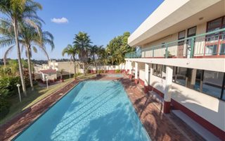 3 Bedroom Duplex in Paradise Valley