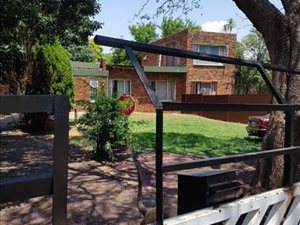 3 Bed House in Birch Acres