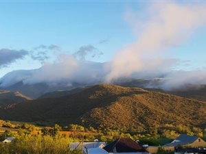 811 m² Land available in De Rust