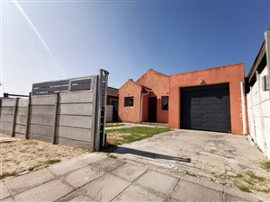 2 Bed House in Highbury