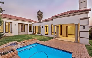 4 Bedroom House in Dainfern Ridge