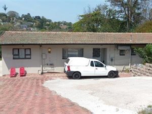 5 Bed House in Pinelands