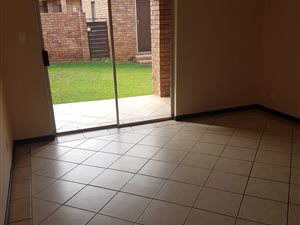 2 Bed Apartment in Mooikloof Ridge