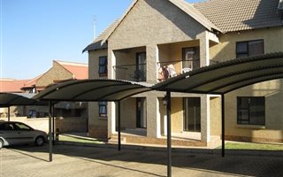 1 Bedroom Apartment in Doringkruin