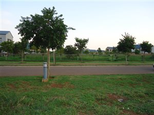 864 m² Land available in Southdowns Estate