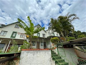 3 Bed Townhouse in Manor Gardens