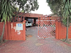 4 Bed House in Strydompark