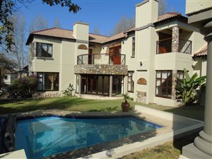 4 Bed House in Dainfern Valley