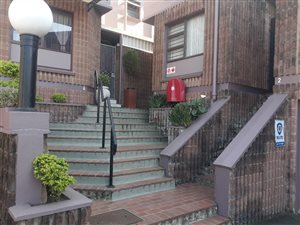 4 Bed Duplex in Fields Hill