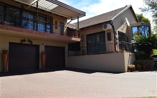 4 Bedroom House in Modelpark