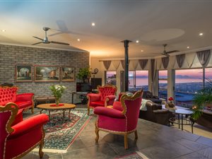 3 Bed House in Mountainside