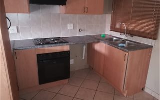 2 Bedroom Townhouse in Raslouw