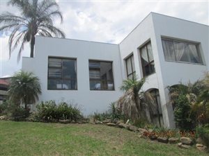 7 Bedroom House in Observation Hill