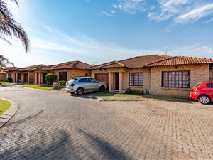 3 Bed Townhouse in Newmarket Park