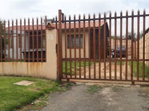 10 Bed House in Claremont