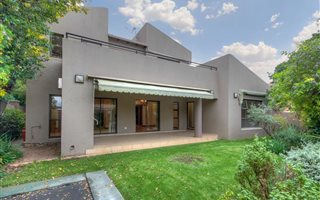 5 Bedroom Cluster in Waverley
