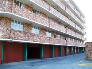 2 Bed Apartment in Brits Central