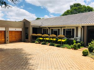 5 Bedroom House in Lynnwood Ridge