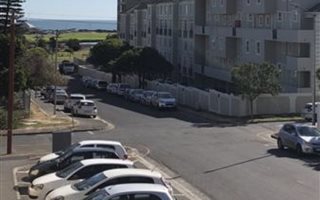 3 Bedroom Apartment in Milnerton Central