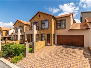 3 Bed House in Chancliff Ridge
