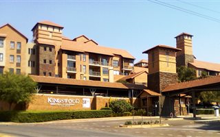 2 Bedroom Apartment in Newlands