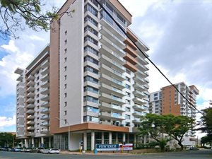 81.5 m² Office Space in Rosebank