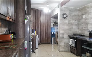 5 Bedroom House in Veldenvlei