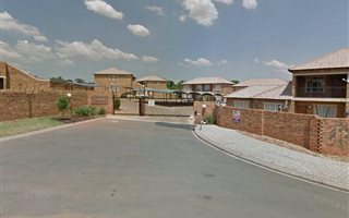 2 Bedroom Apartment in Strubens Valley