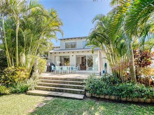 5 Bed Townhouse in Umhlanga Rocks