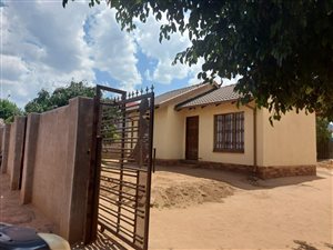 2 Bed House in Tlhabane