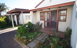 1 Bedroom Townhouse in Wellington Central
