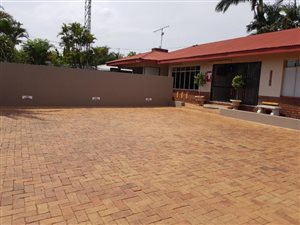 215 m² Commercial space in Montana
