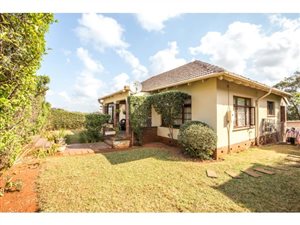 3 Bed House in Manor Gardens