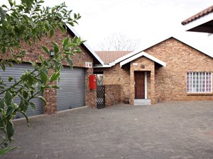 3 Bed House in Lydenburg