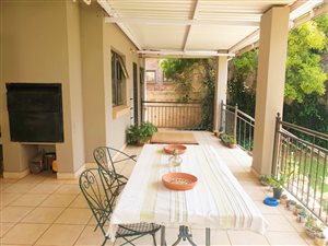 3 Bed House in Olympus Country Estate