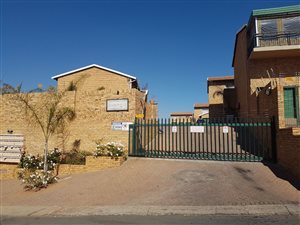2 Bed Townhouse in Rangeview