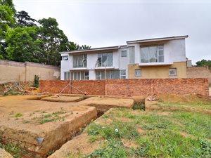 4 Bed Cluster in Bedfordview