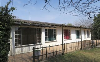 5 Bedroom House in Fontainebleau